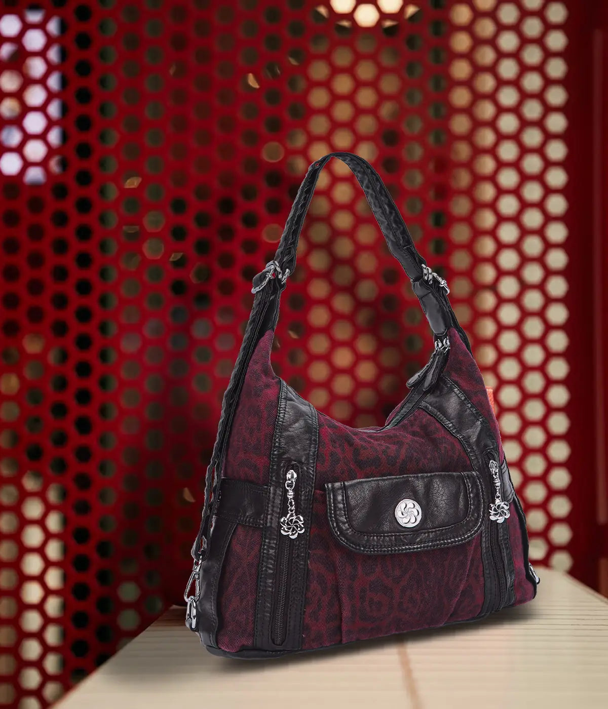 Multifunctional Retro Classic Holiday/Dinner/Party/Crossbody Bag