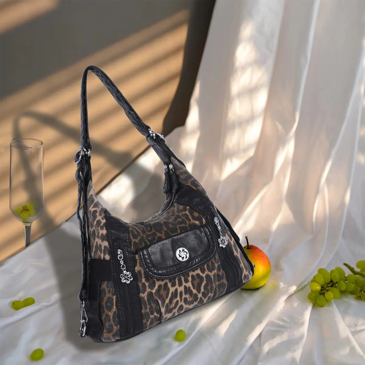 Multifunctional Retro Classic Holiday/Dinner/Party/Crossbody Bag