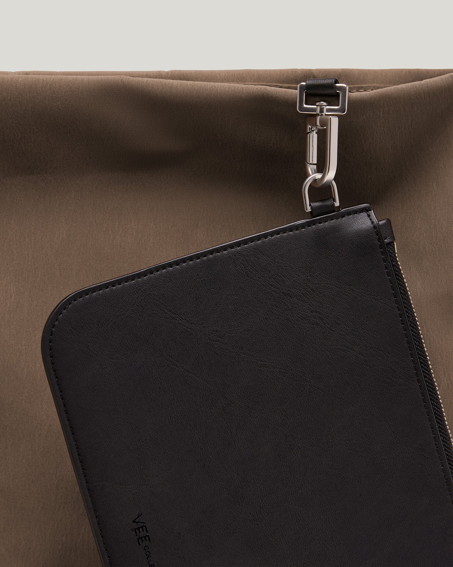 Essence Vertical Tote Mink Trench