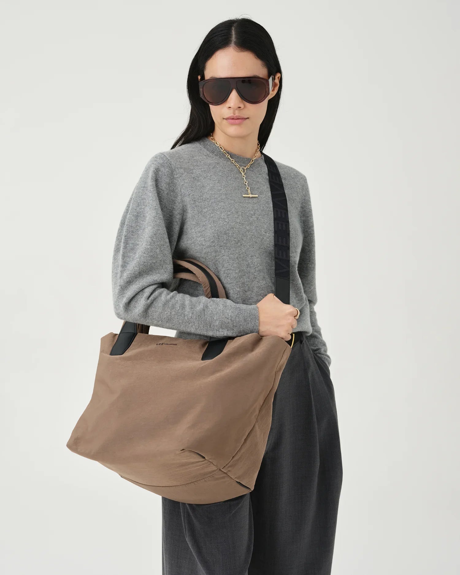 Essence Tote Medium Mink Trench
