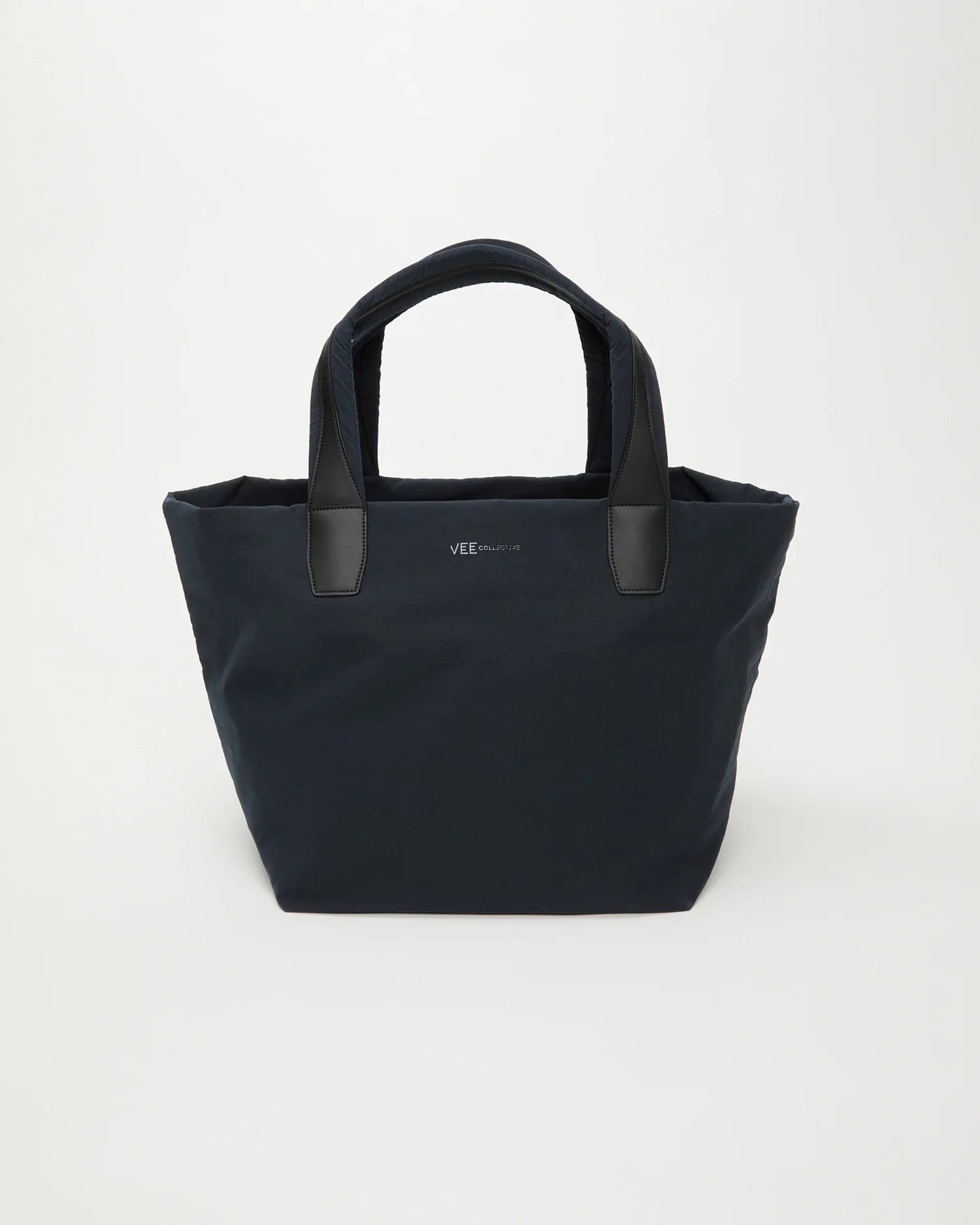 Essence Tote Medium Midnight Trench