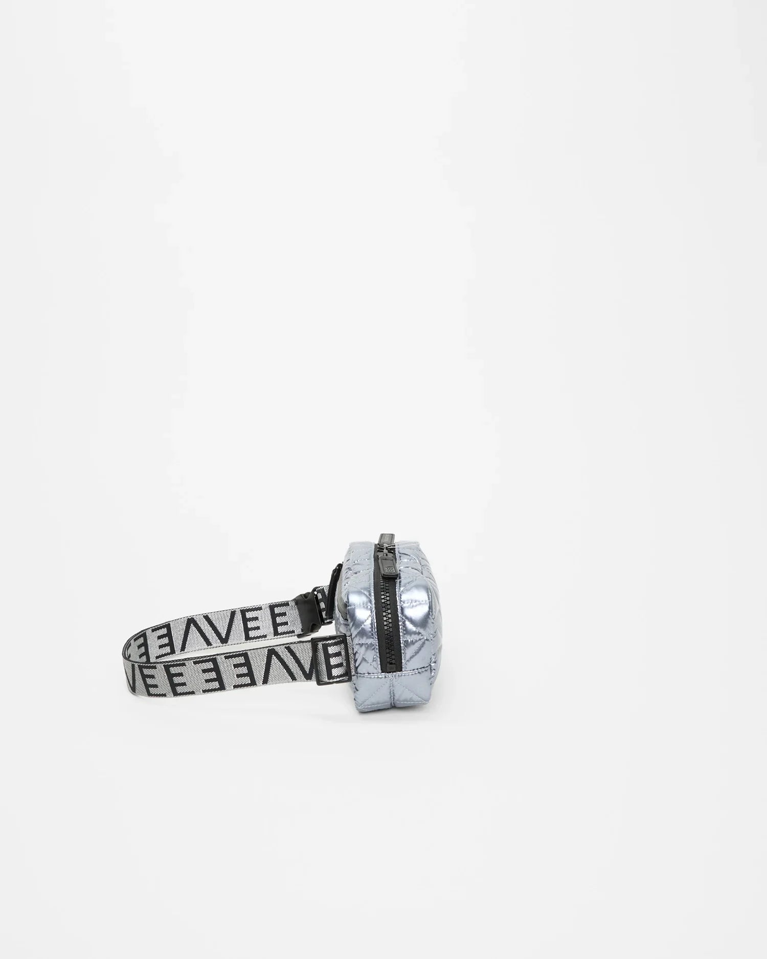 Vee Belt Bag Icy Silver