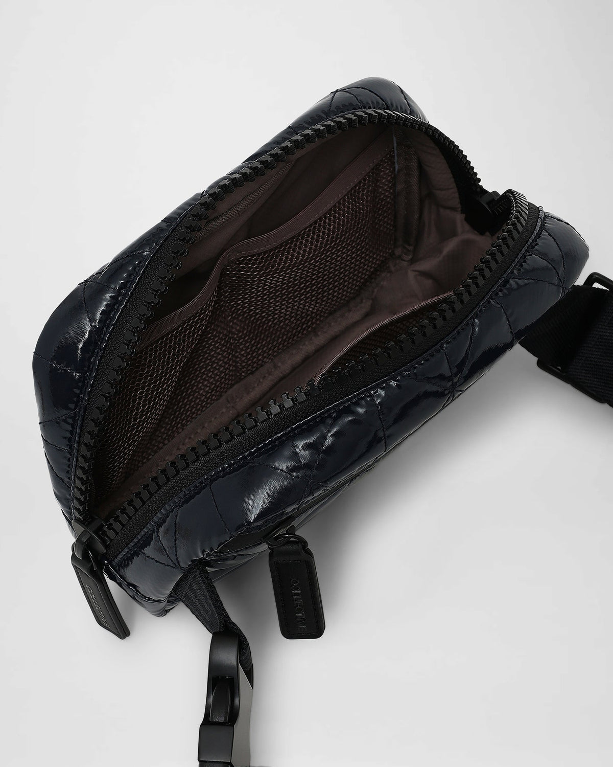 Vee Belt Bag Midnight Vinyl