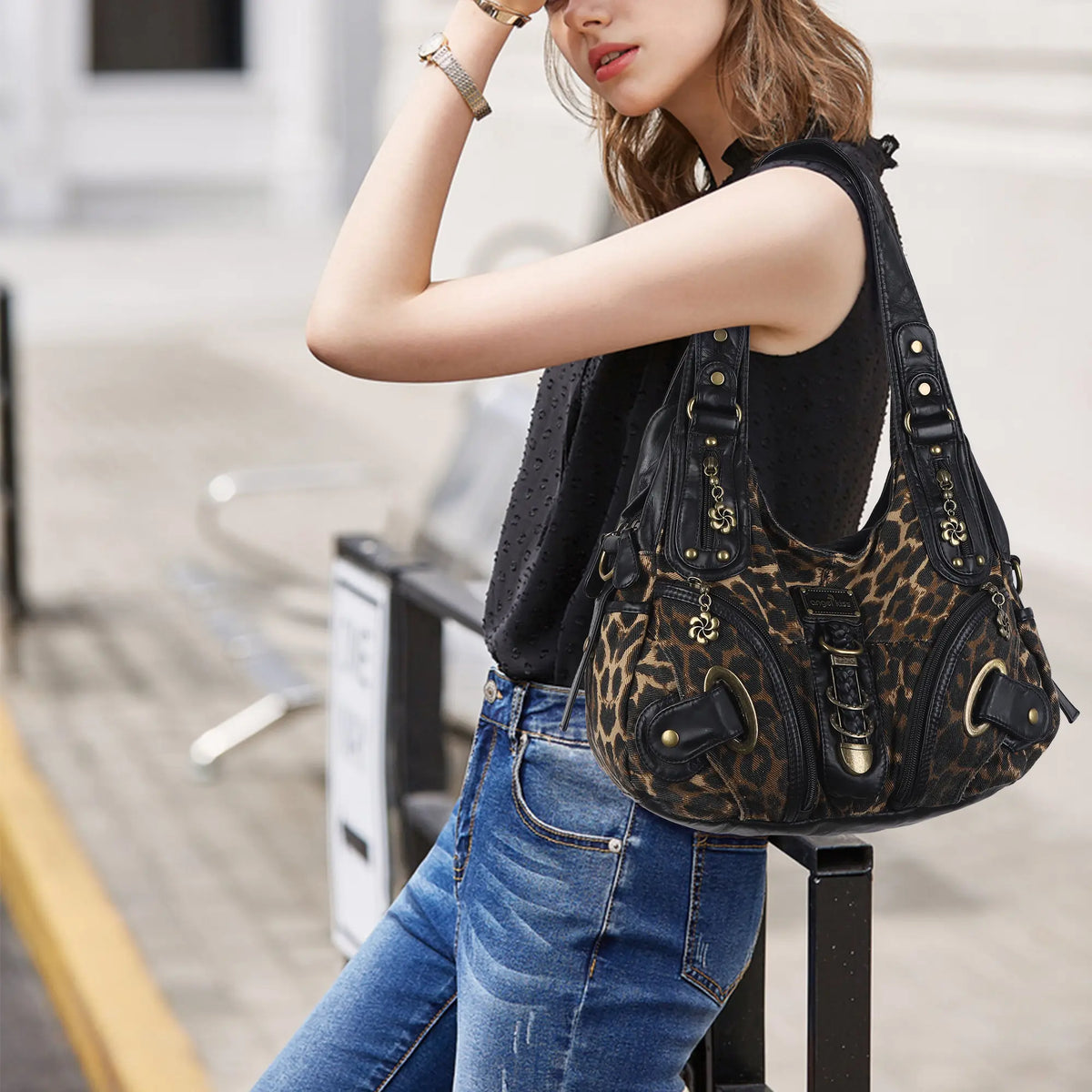 Refined Faux Leather Tote · Minimal Flowing Design