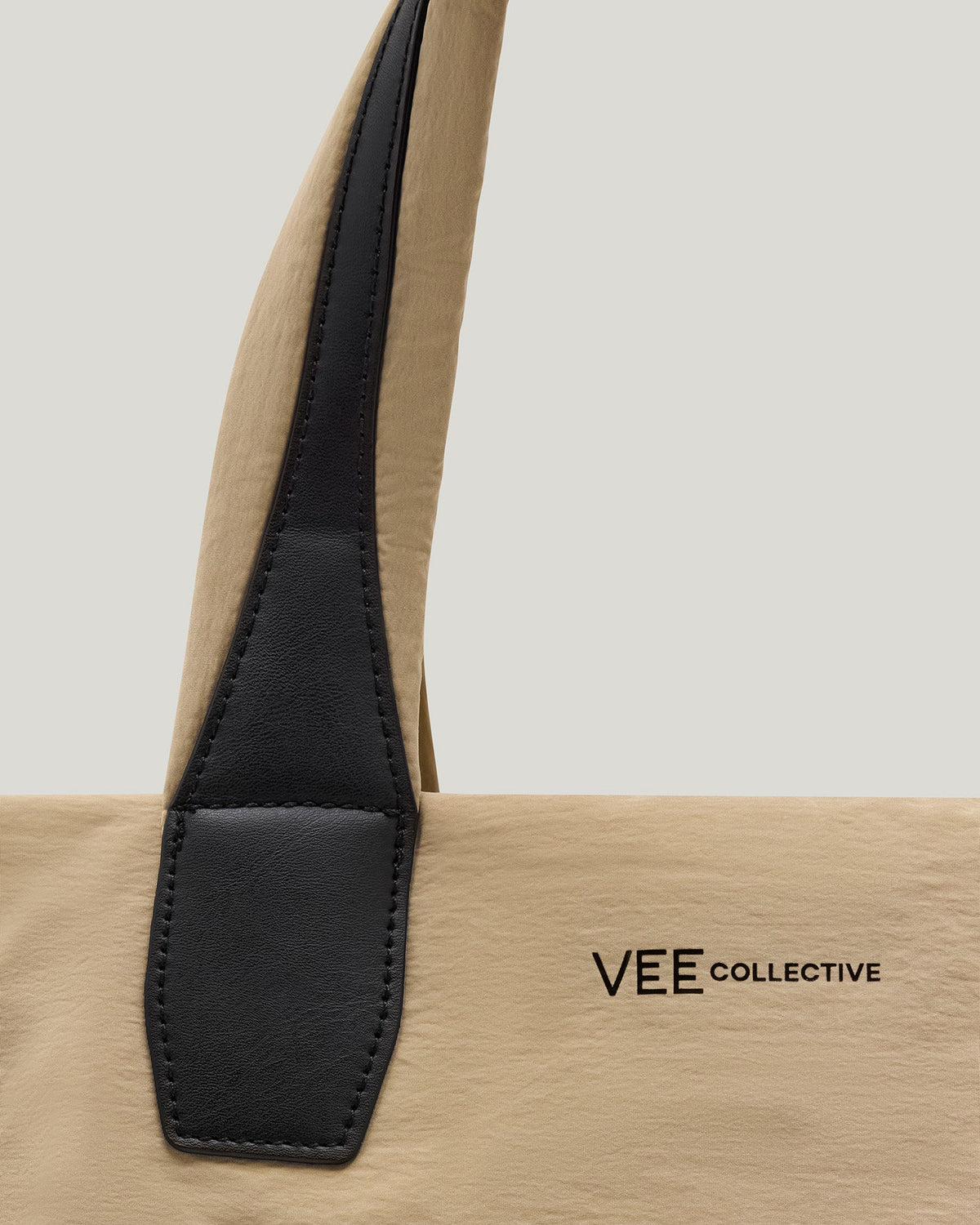 Essence Weekender Beige Trench