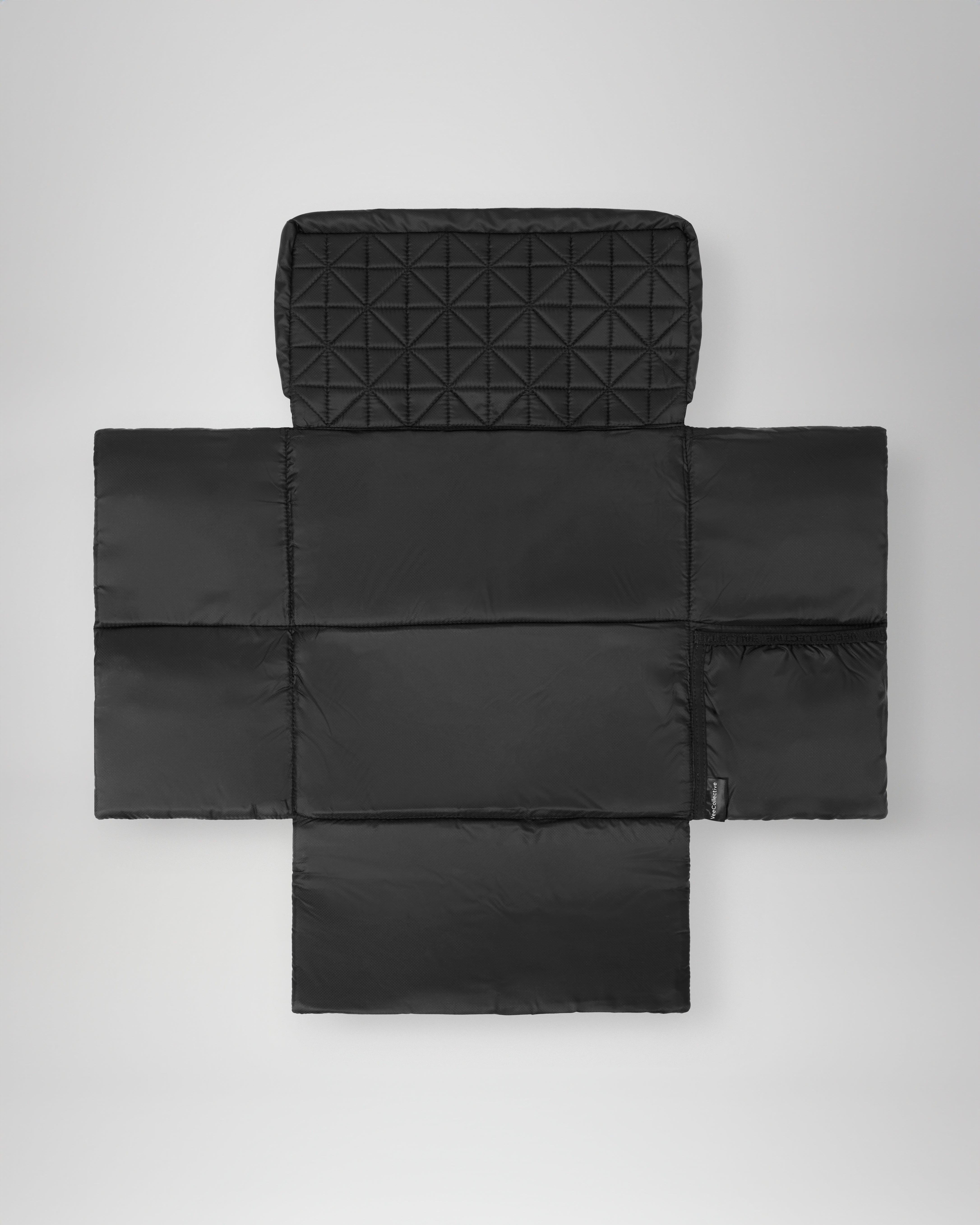 Vee Tote Medium Baby Bundle Black