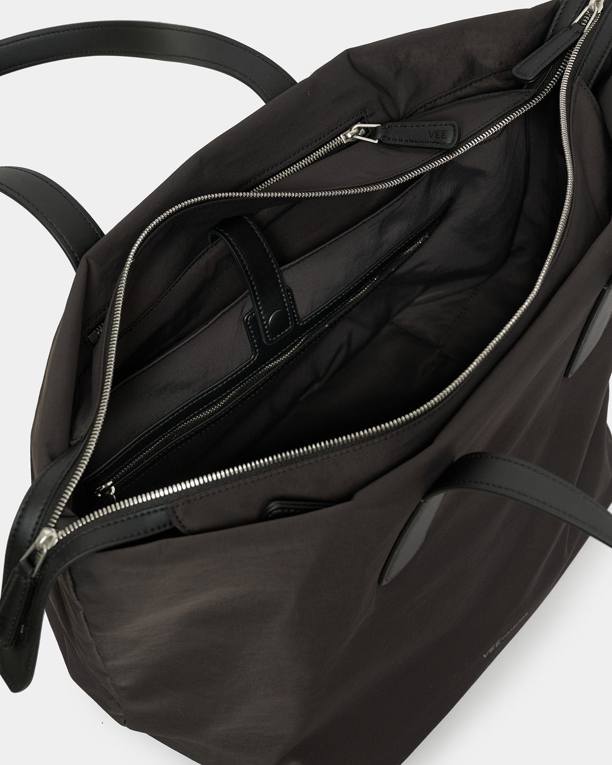 Essence City Tote Black Trench