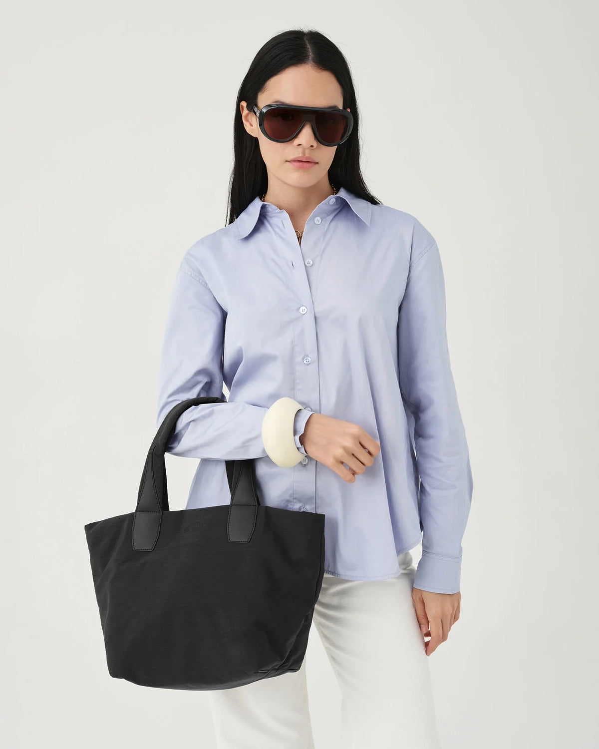Essence Tote Small Black Trench