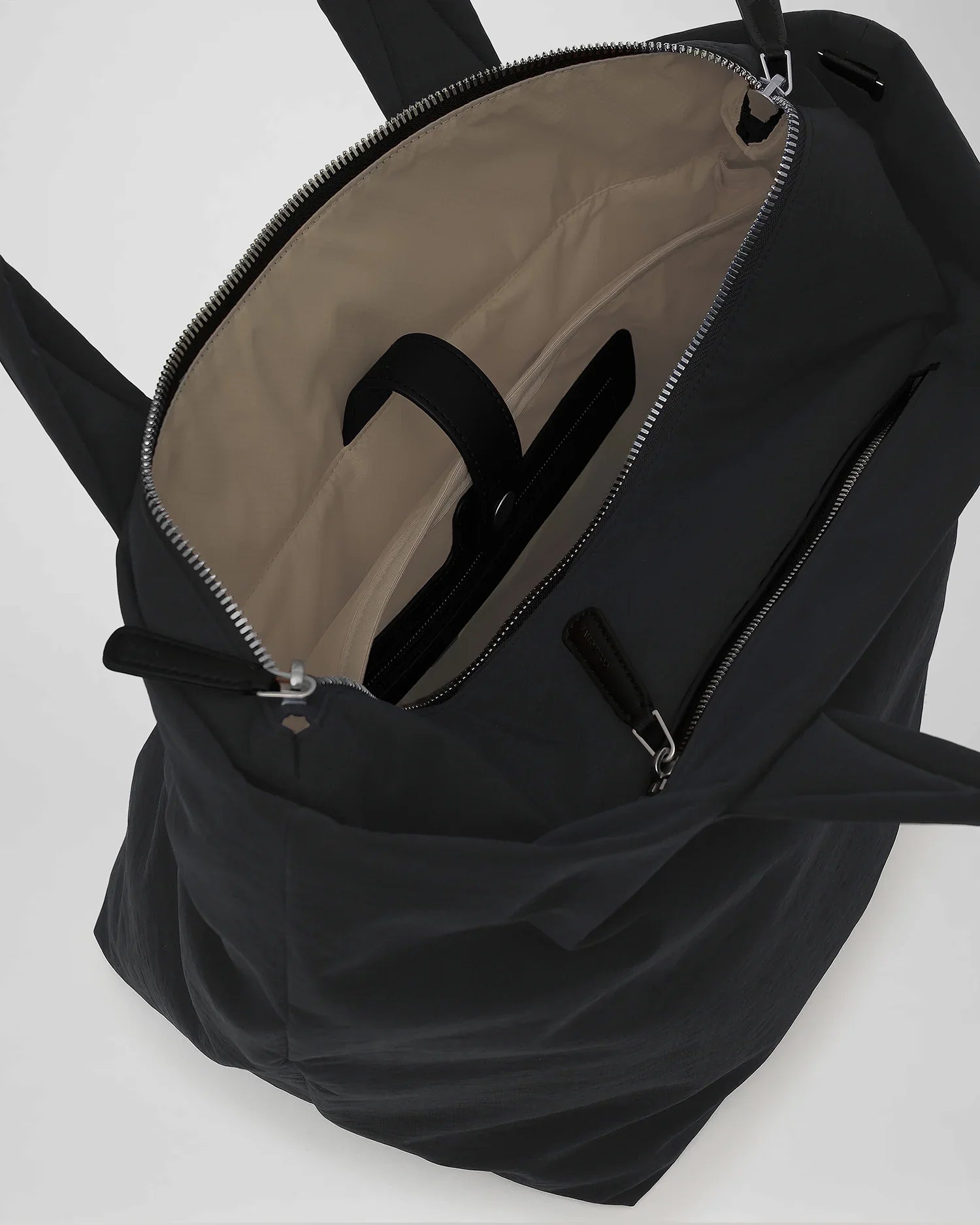 Essence Tote Small Black Trench