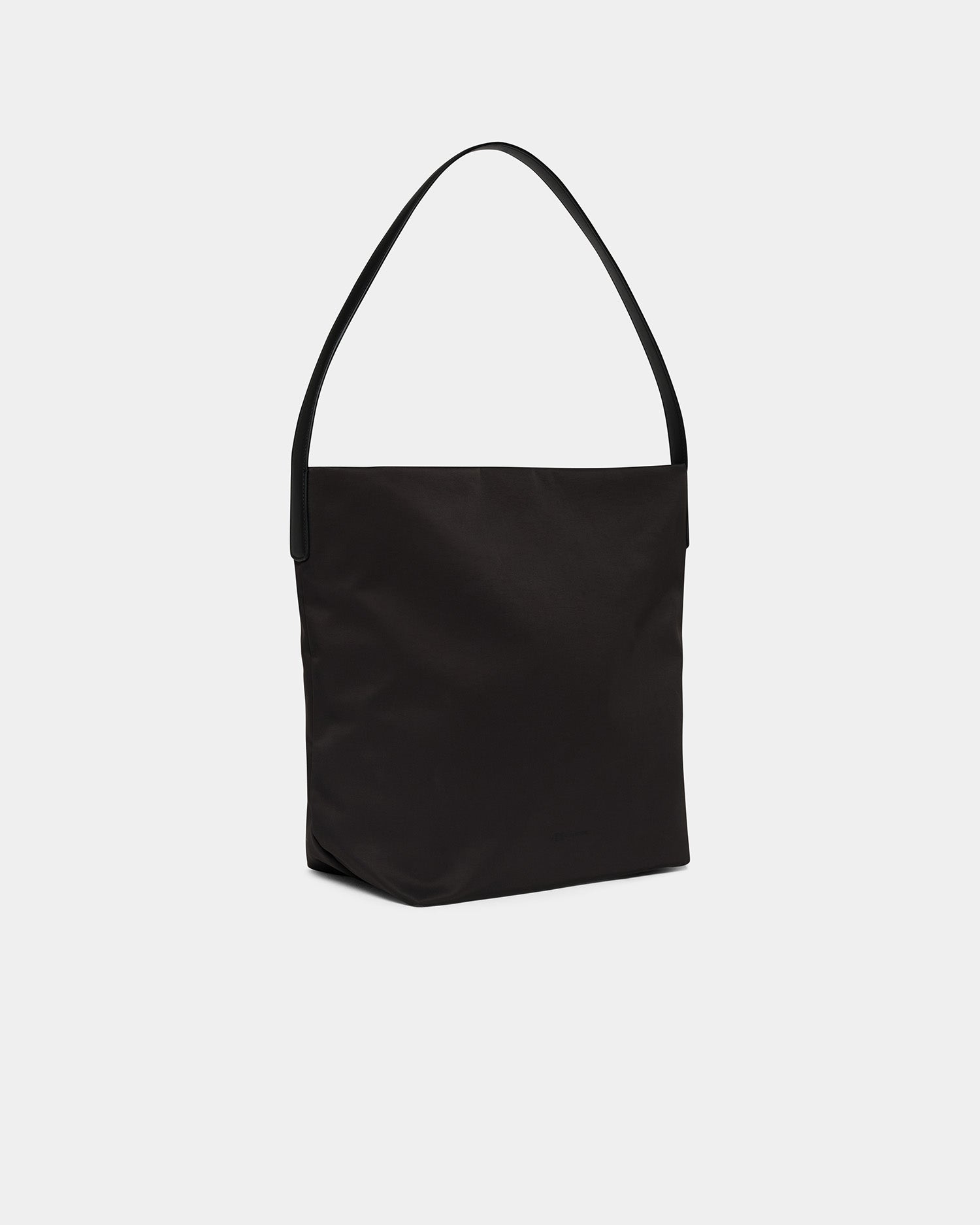 Essence Vertical Tote Black Trench