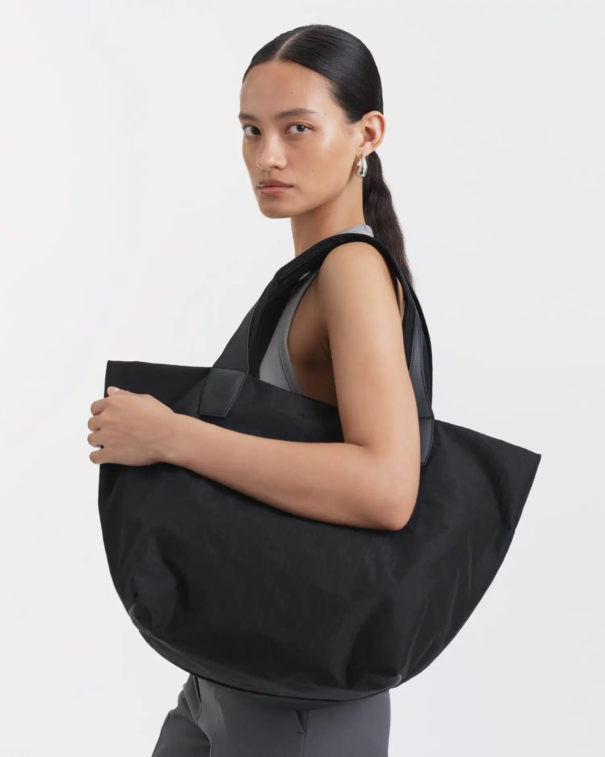 Porter Essence Medium Black