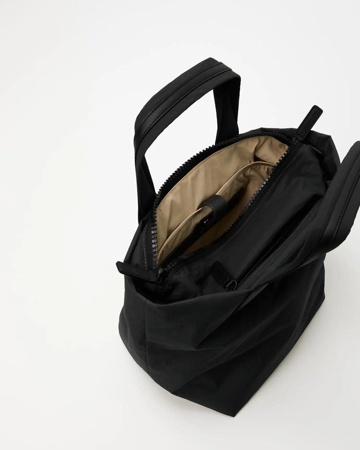 Porter Essence Small Black