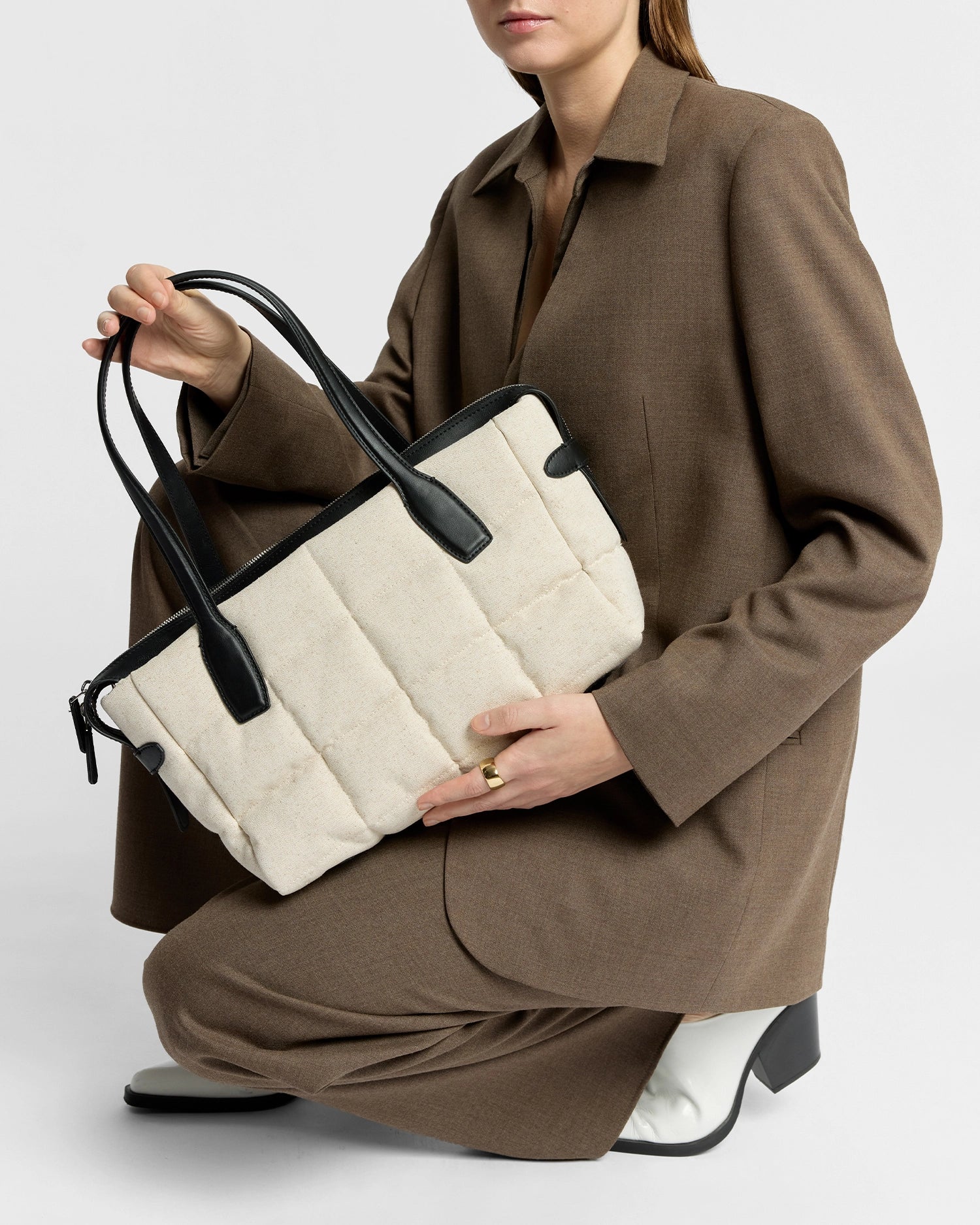 Tela Tote Small Natural Black Canvas