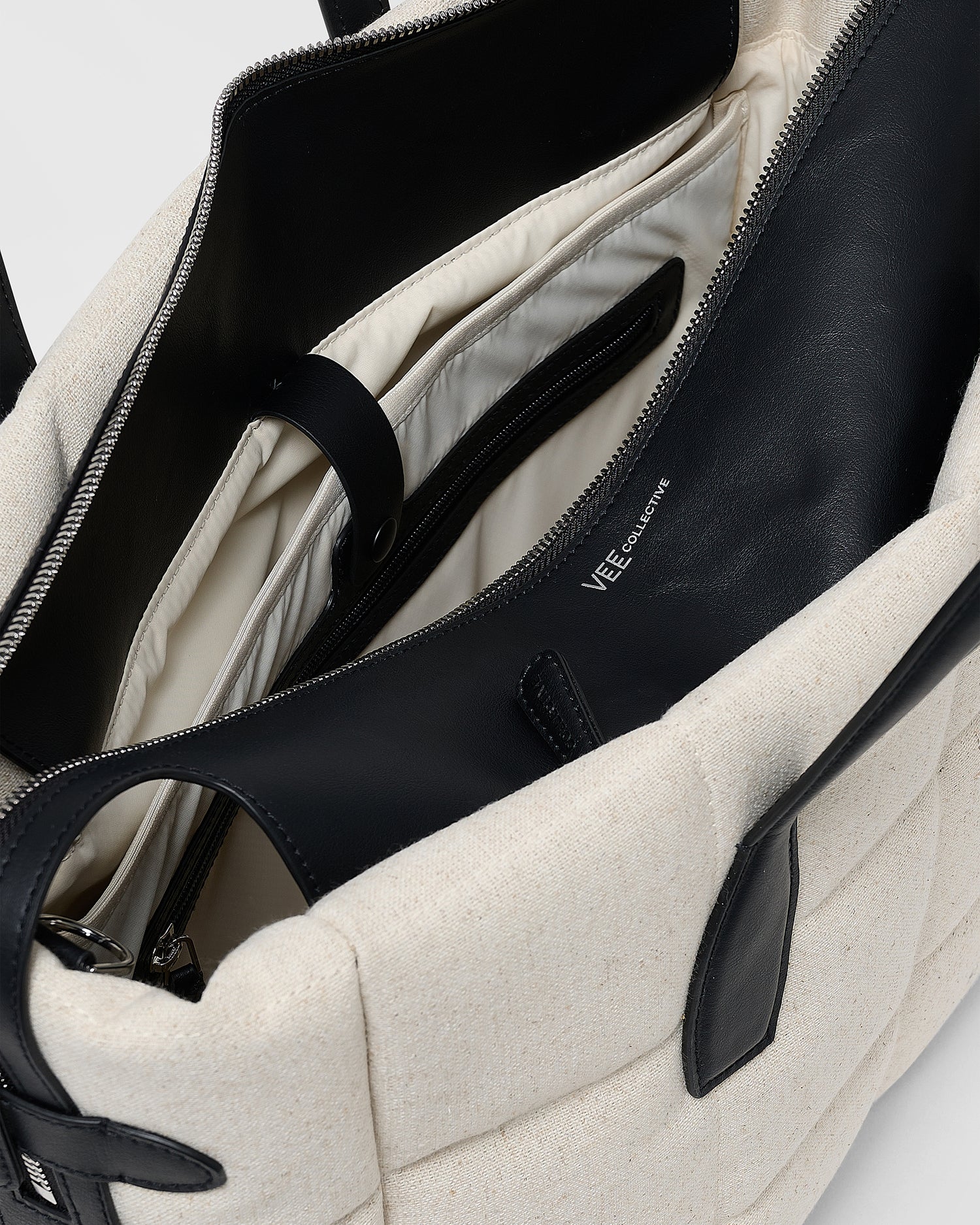 Tela Tote Medium Natural Black Canvas
