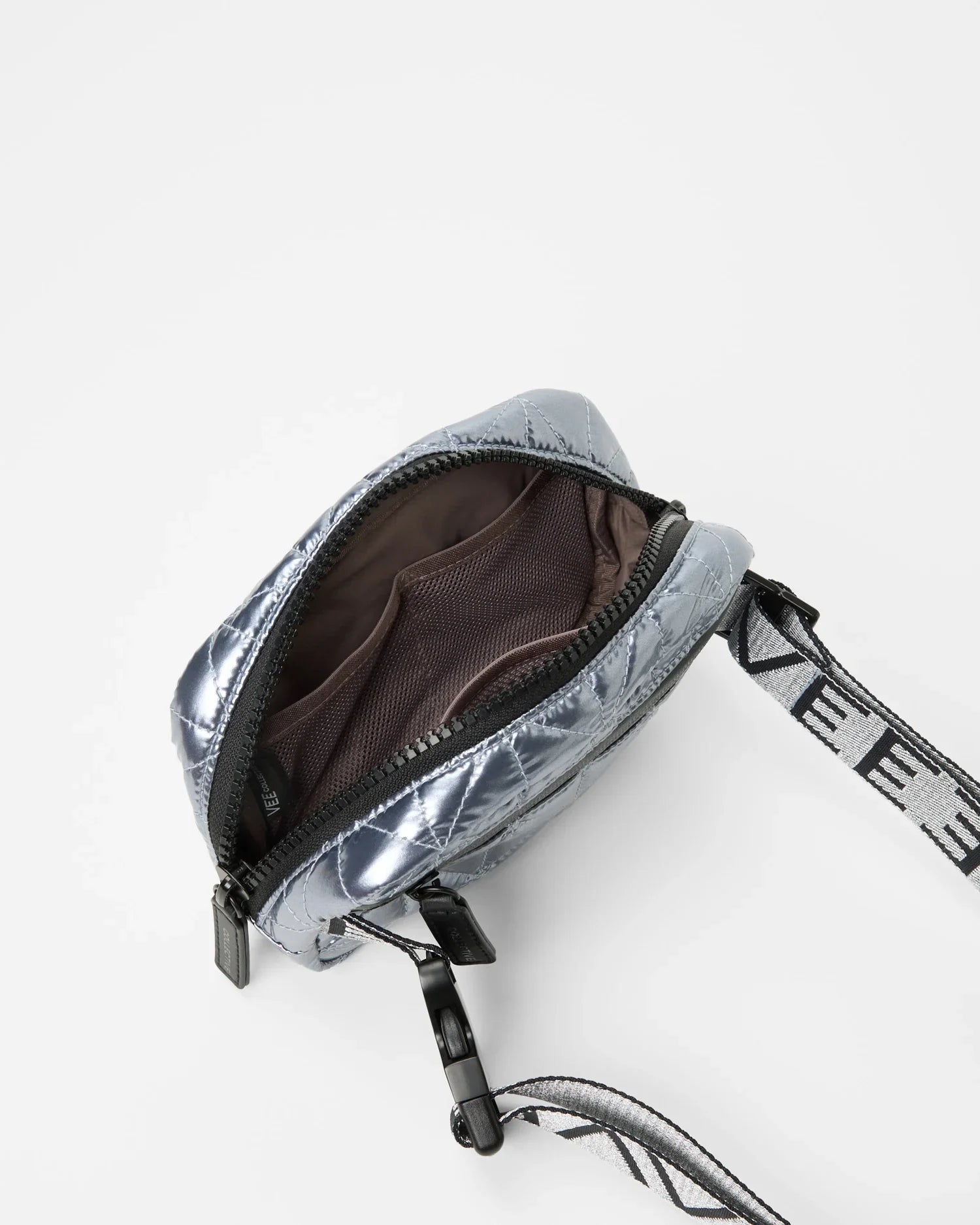 Vee Belt Bag Icy Silver