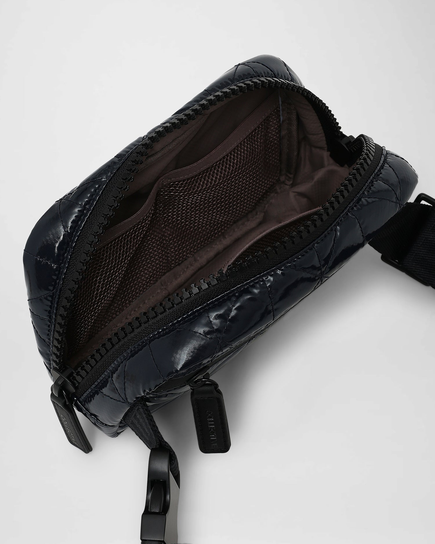 Vee Belt Bag Midnight Vinyl