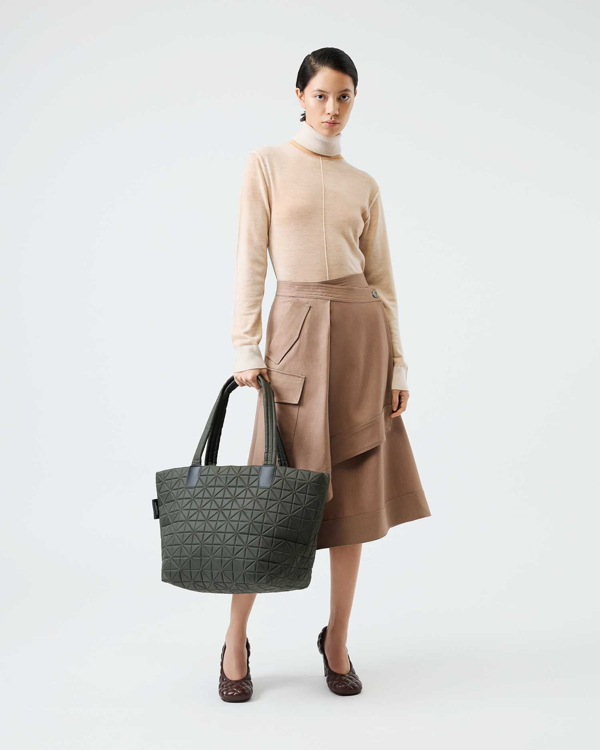 Vee Tote Medium Olive