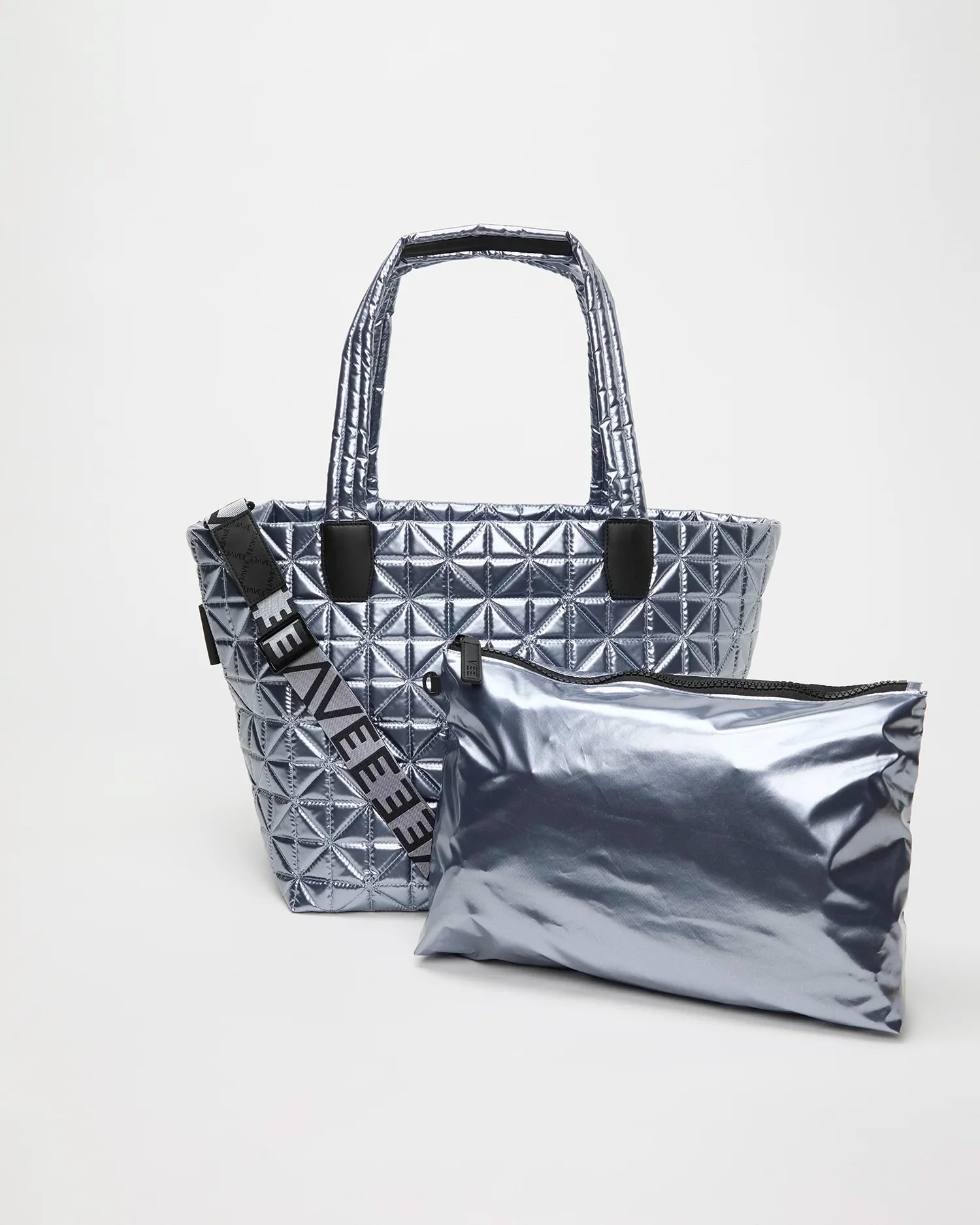 Vee Tote Medium Icy Silver