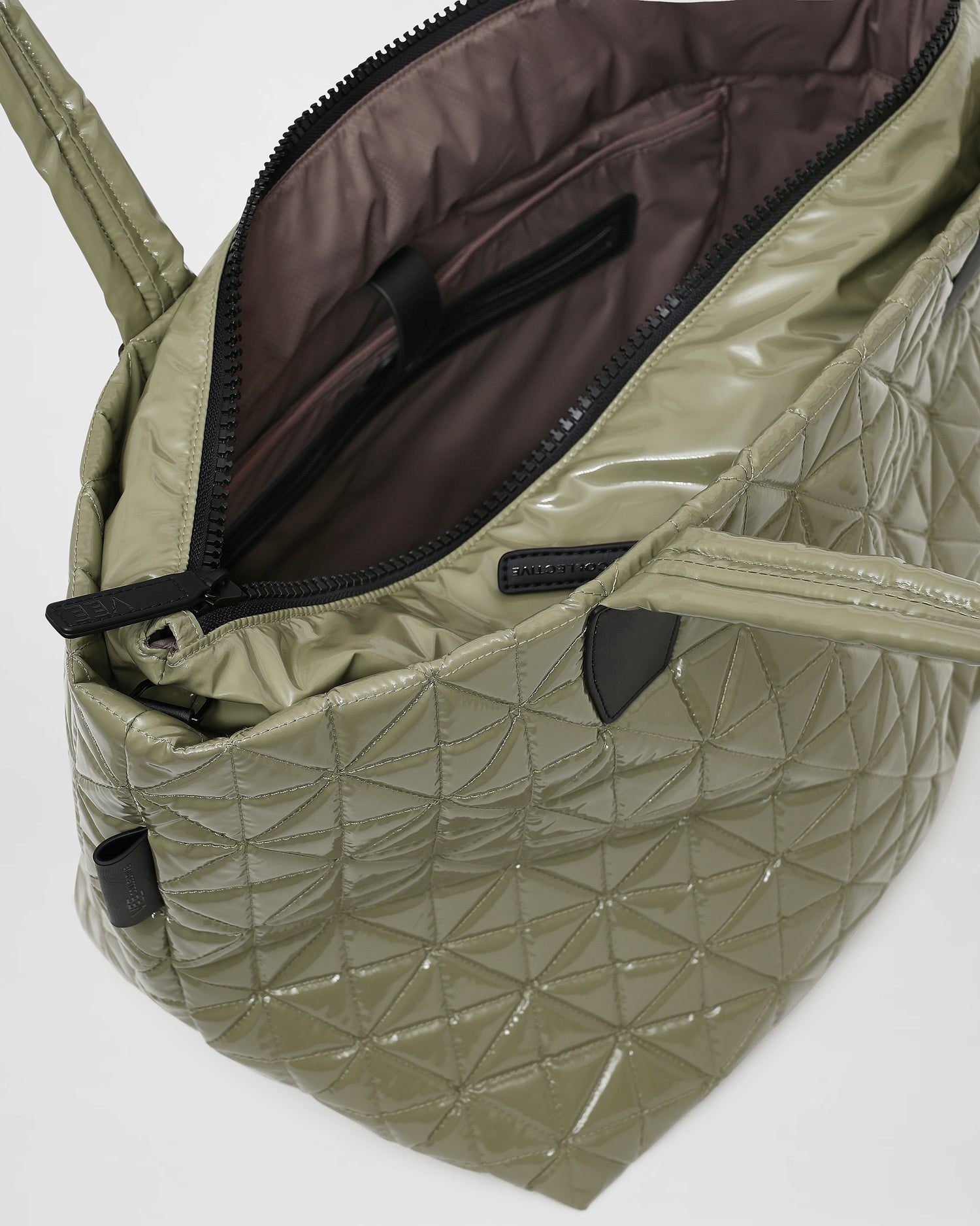 Vee Tote Medium Sage Vinyl